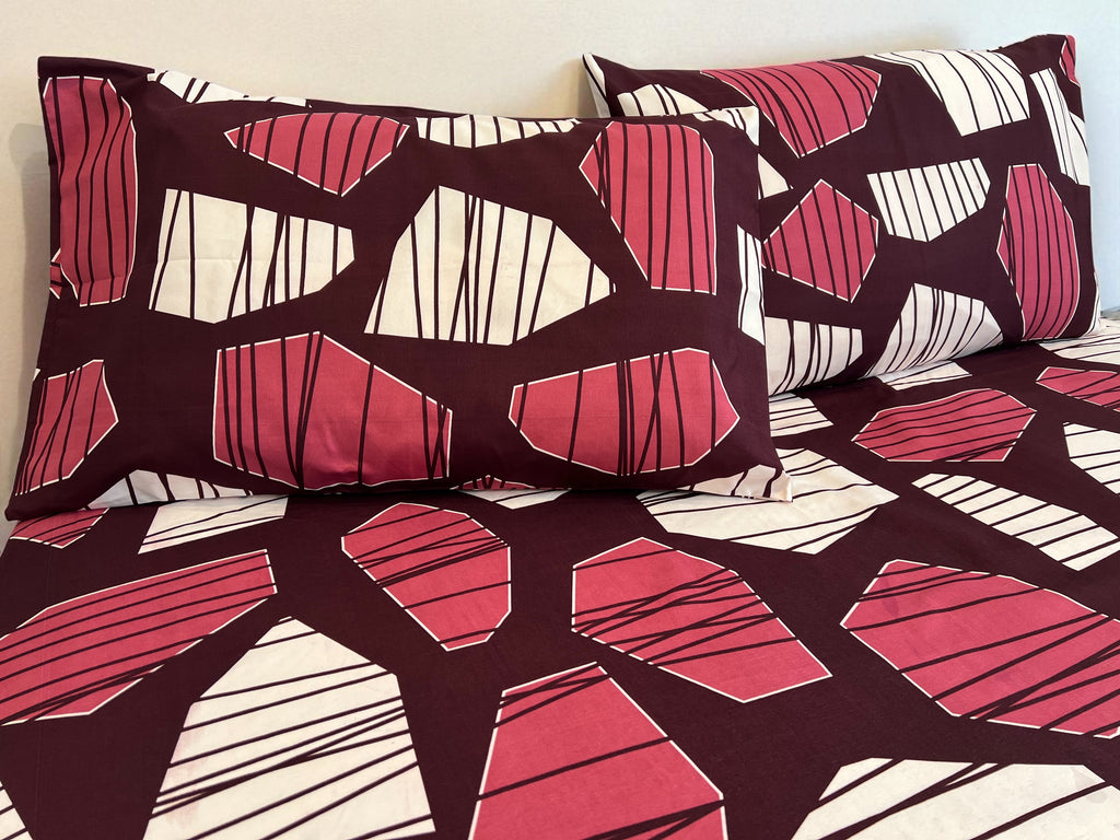 Maroon Geo Stripe 3 Piece Queen Set
