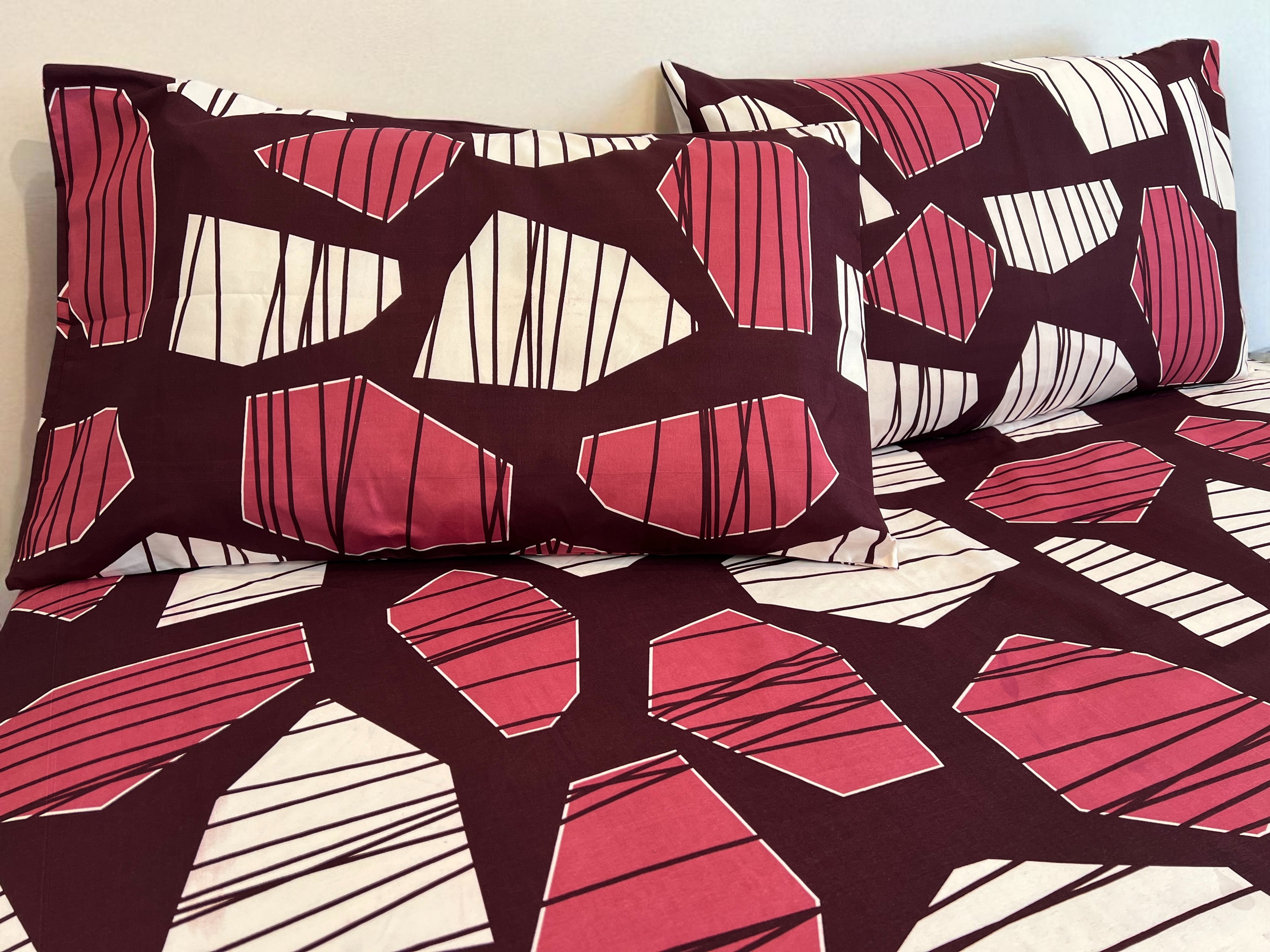 Maroon Geo Stripe 3 Piece Queen Set