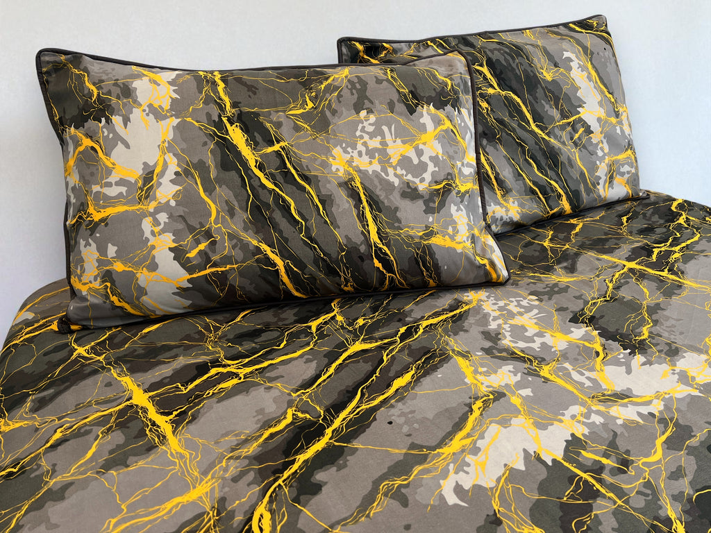 Grey Thunder Strike Queen Set