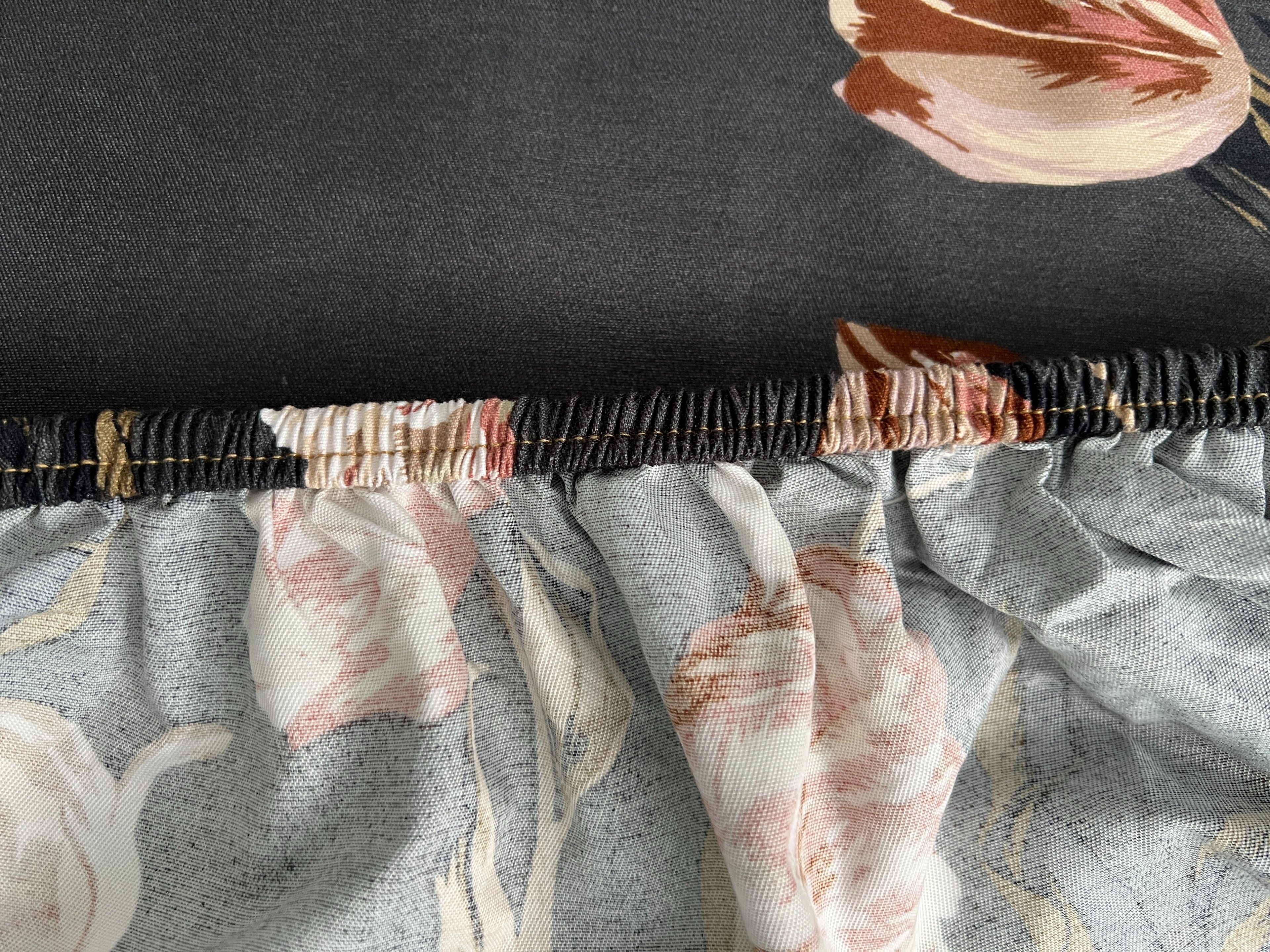 Charcoal Blossom 4 Piece King Set